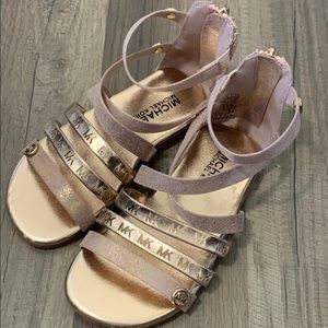 KIDS MICHAEL KORS ROSE GOLD SIZE 7